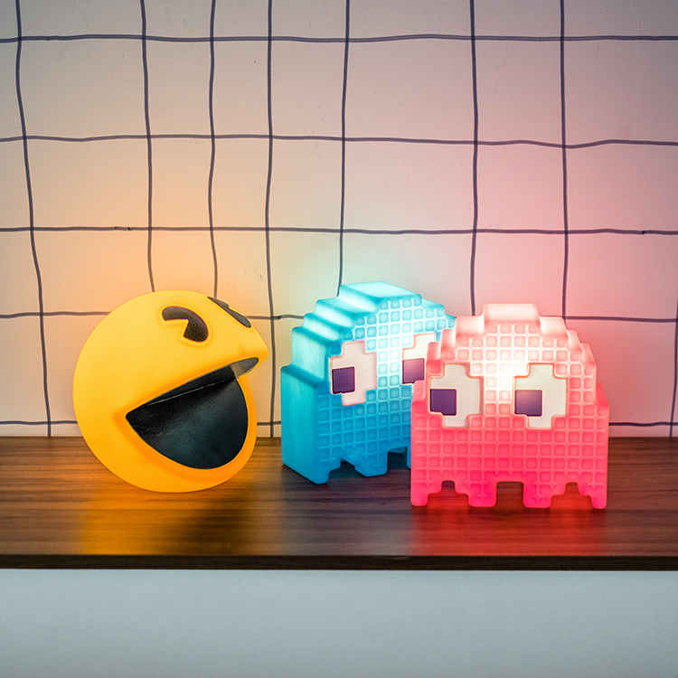 Galeria de imagens Luminária Pac-Man